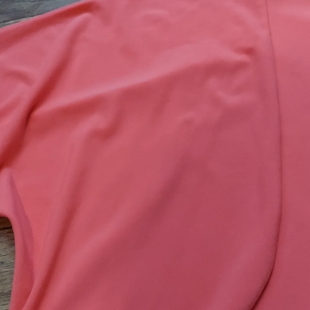 9 for $10 M&M Cropped cardigan - Picture 2 of 7